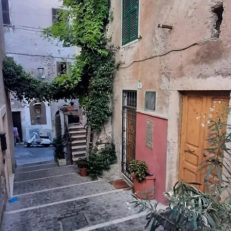 Casa La Giada アパート